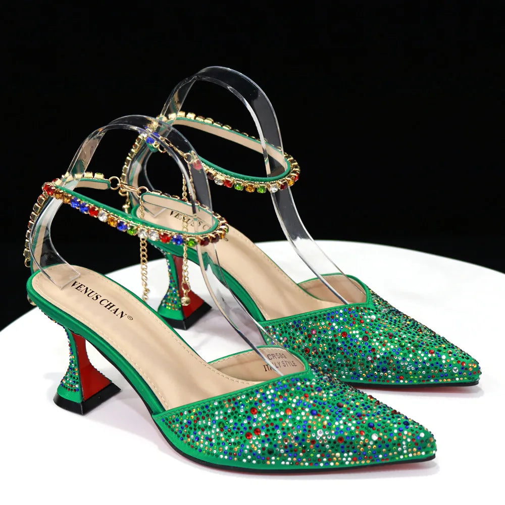 New Arrival Fashion Style Pointed Shoes Bag Soft Handle Bag Anklet Design Medium Heel Ladies Shoes Suitable for Wedding Party